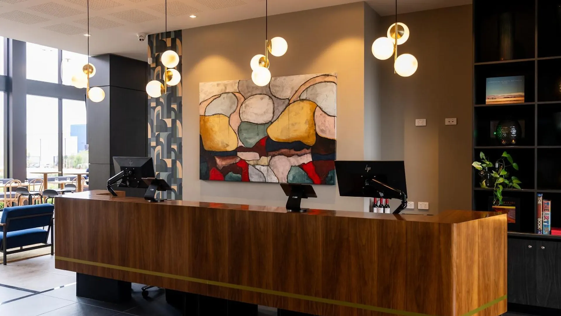 Mantra Tonsley Adelaide Aparthotel