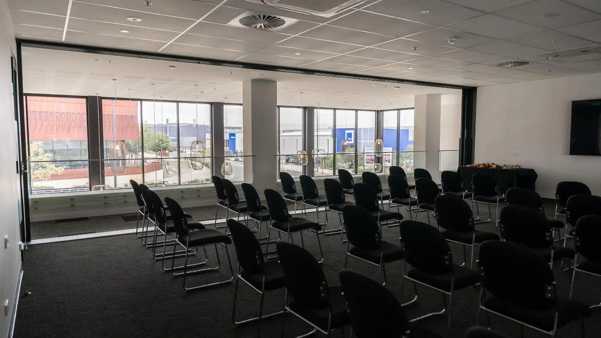 Mantra Tonsley Adelaide Aparthotel 4*,  Australia