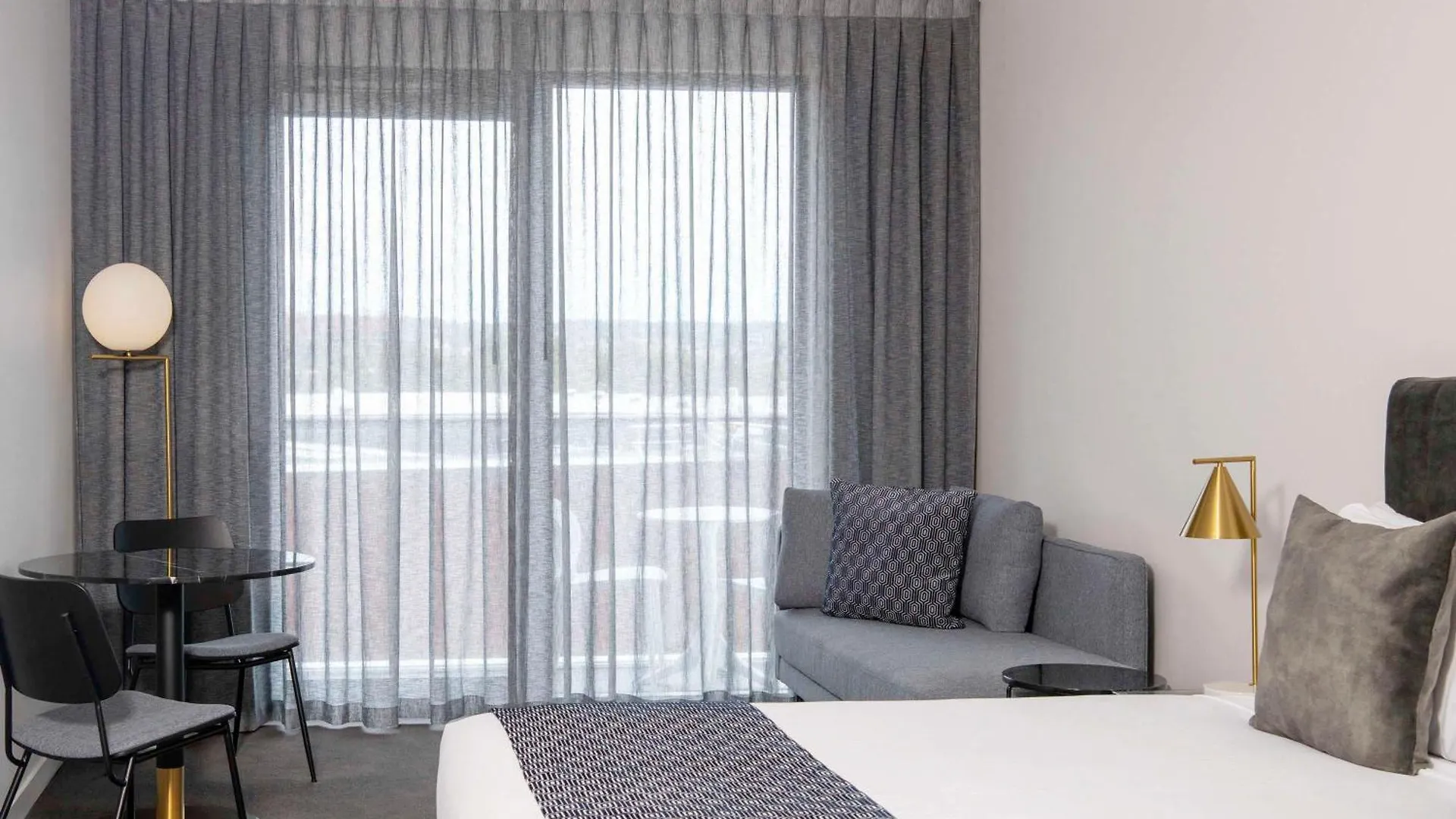 Mantra Tonsley Adelaide Aparthotel