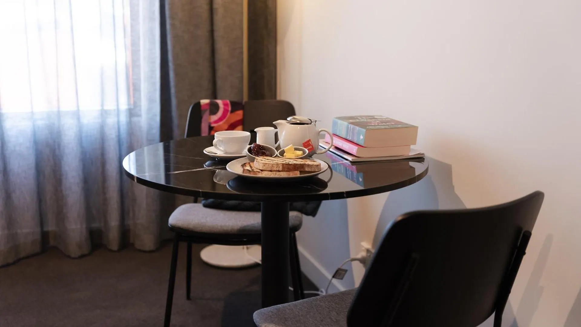 Mantra Tonsley Adelaide Aparthotel