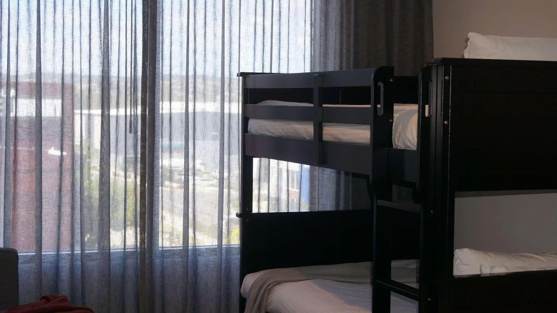 Mantra Tonsley Adelaide Aparthotel