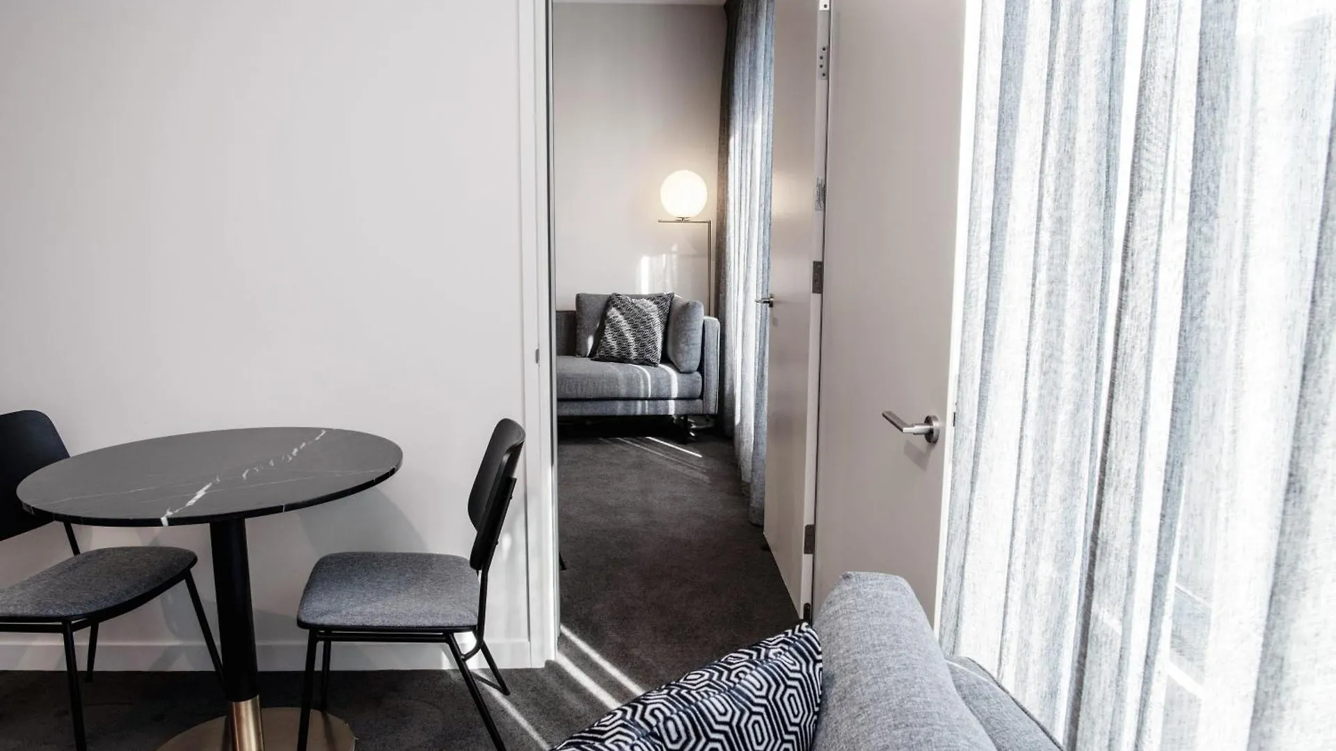 Mantra Tonsley Adelaide Aparthotel